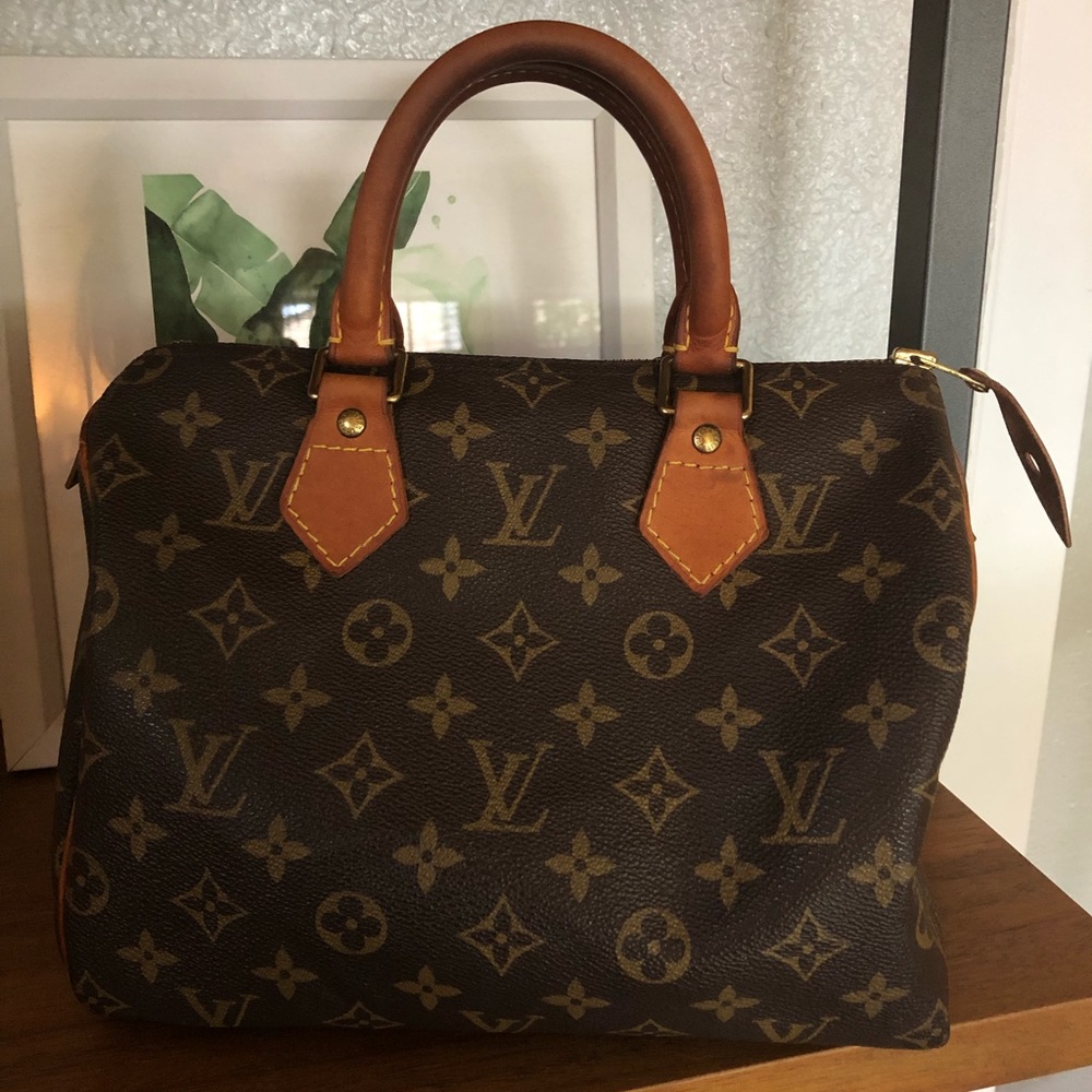 🌴 Authentic Louis Vuitton Speedy 25 🌴